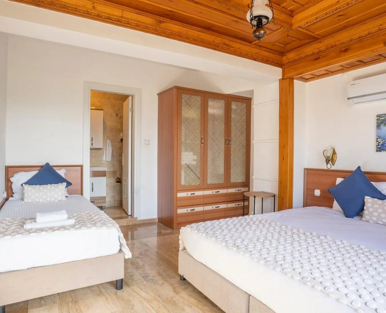 Villa Marine Hotel Акьяка
